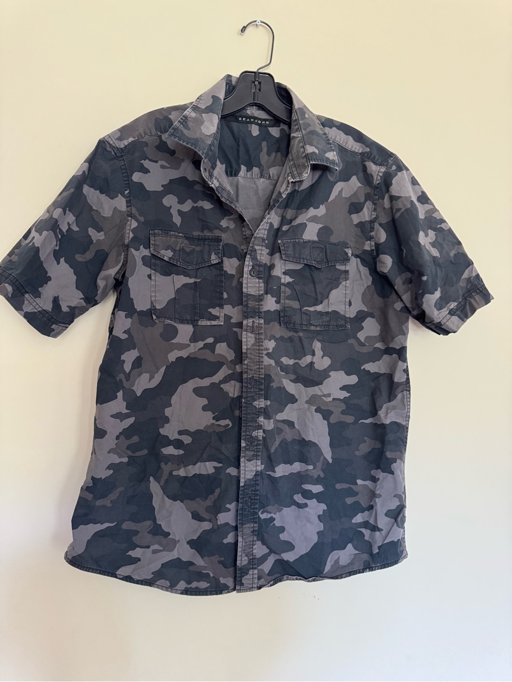 Sean John Short Sleeve Gray & Black Camo Button-Down Shirt